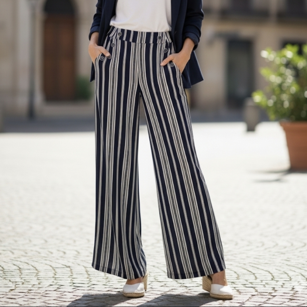NWT Preppy Chic Navy Stripe High-Rise Sailor Button Wide Leg Pants- Size M